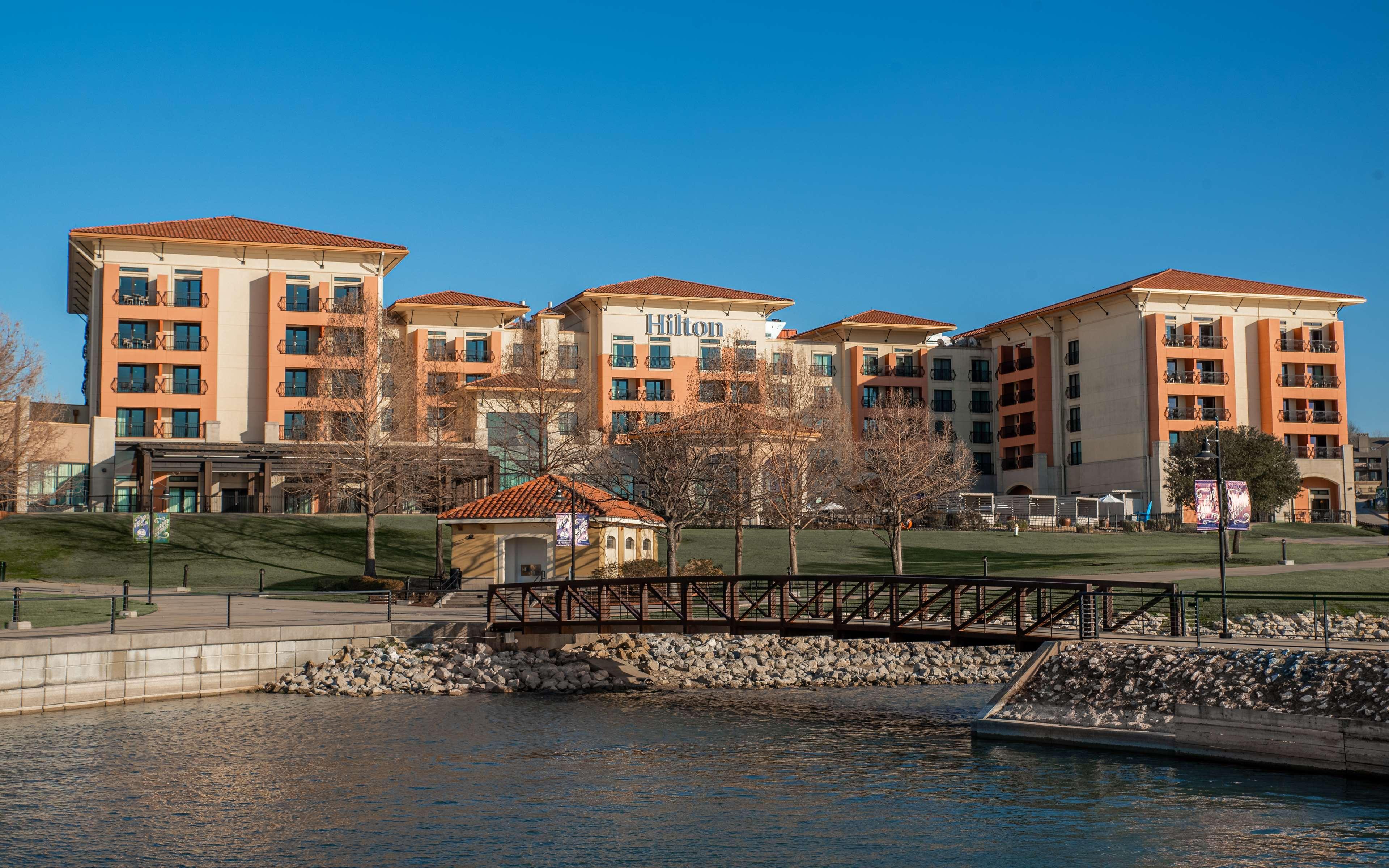 Hilton Dallas/Rockwall Lakefront Hotel Ngoại thất bức ảnh